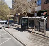 Marquesina publicitaria en zona residencial de Cascajos y La Cava, Logroño